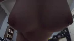 play Casal amador quente troca sexo oral com lento MO Pierced Titty Show