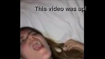 play Follada en su pequeño y travieso culo xnxx fuck