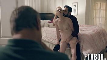 play Dziewczyna z dużym biustem, która podbija każdego mężczyznę swoim wyglądem
